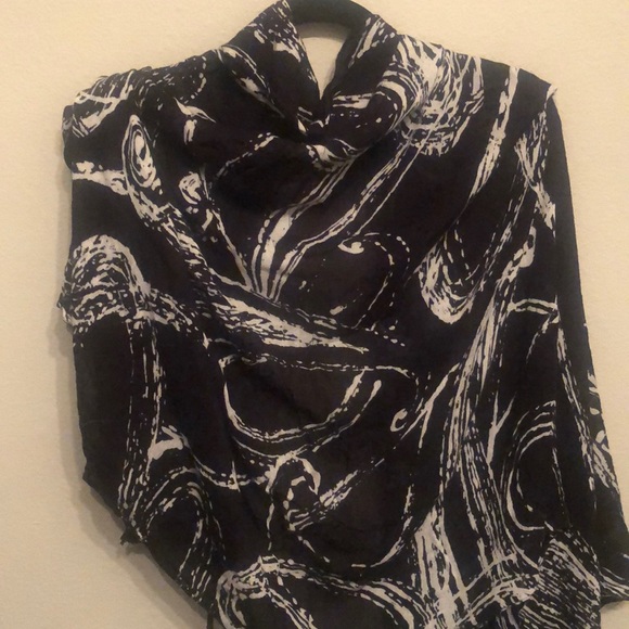 Scarf - Picture 1 of 1